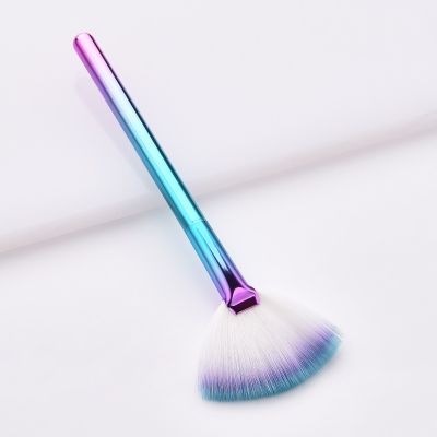 【CW】 1 Pc Makeup Brushes Blusher Highlig Sculpting Blush Blending Gradient