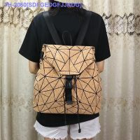 （READY STOCK）☌ Geometric Rhombus Backpack Female Junior High School Student School Bag Wood Folding Womens Backpack YZ