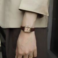 Watch womens niche light luxury ladies retro belt famous brand genuine small square watch student waterproof quartz