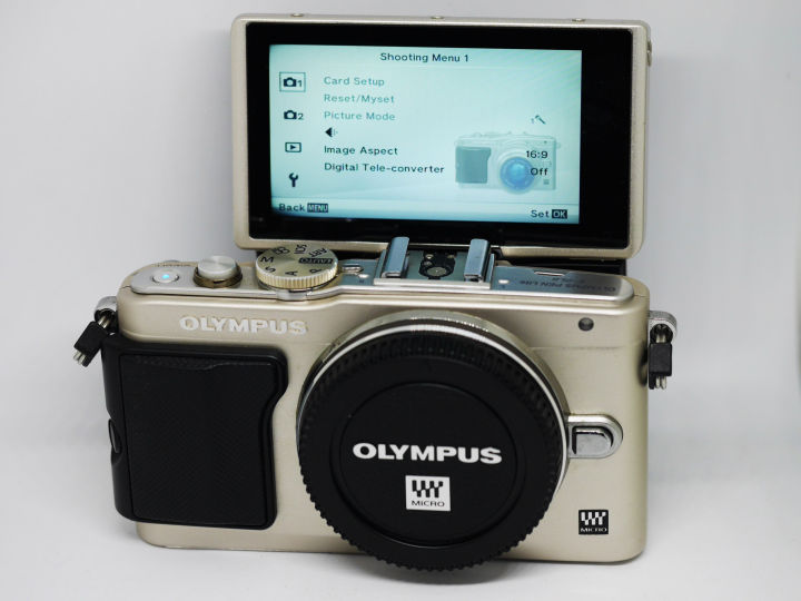 Olympus Pen Lite E PL6 Mirrorless Digital Camera Gold Body , EP L6