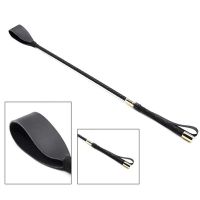 แส้เครื่องรางหนัง PU พร้อมที่จับดาบ Zweep Peitsche Flogger Horse Paddle Spanking BDSM Slave Games