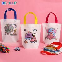 10 Sets DIY Graffiti Bag with Coloring Markers Handmade Painting Non-Woven Bag for Children Arts Craft Color Filling Drawing Toy