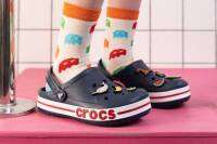 CROCS Bayaband Clog for Kid รองเท้าลำลองเด็กCROCS นิ่มเบาสบาย สวมใส่ง่ายได้ทุกโอกาส &amp;lt;แถมฟรีตุ๊กตาสองตัว&amp;gt;