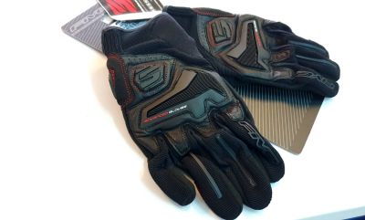 ถุงมือการ์ด Five Glove RS4 Black นุ่มสบายมือมากๆ