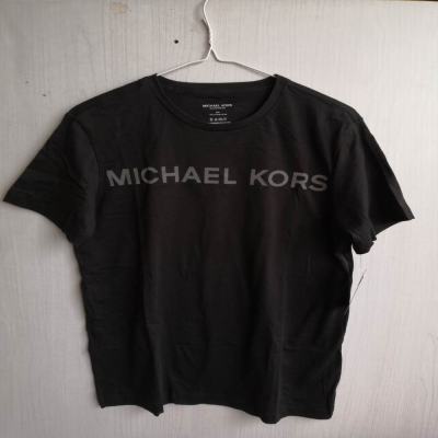 Michael Kors เสื้อยืดแขนแขนสั้นคอกลมอเนกประสงค์พิมพ์ลายตัวอักษร Unisex