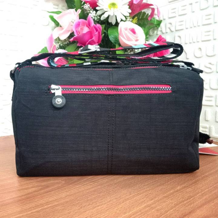 kipling-reth-crossbody-bag-กระเป๋าสะพายทรงครอสบอดี้และสะพายข้างได้-ของแท้100