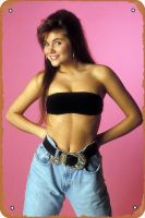 ป้ายดีบุกวินเทจที่บันทึกโดยโปสเตอร์ระฆัง Kelly Kapowski ป้ายโลหะการออกแบบตกแต่งผนังโปสเตอร์สำหรับคาเฟ่บาร์ผับเบียร์คลับ8x12inch ตกแต่งผนังบ้าน