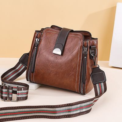 To buy 2021 new female bag contracted packet female han edition style restoring ancient ways wide straps large capacity one shoulder inclined shoulder bag