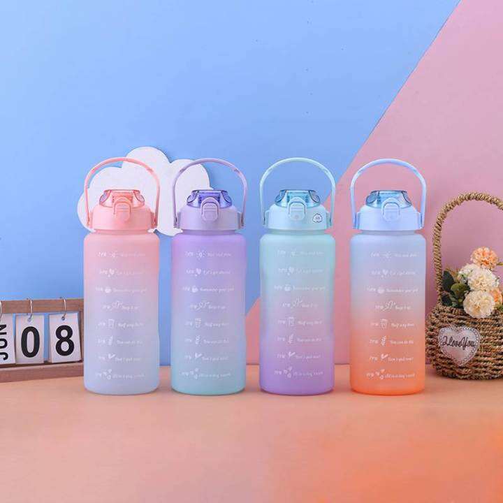 พร้อมส่ง-ขวดน้ำ-2-ลิตร-บอกเวลา-ขวดน้ำขนาดใหญ่-พร้อมหลอด-กระบอกน้ำดื่ม-แบบพกพา-2l-มีมาตรบอกระดับน้ำ