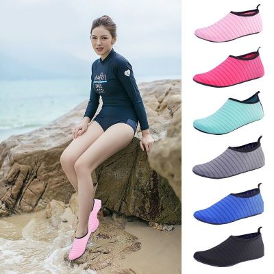 【Hot Sale】 Beach shoes men and women snorkeling swimming seaside outdoor quick-drying sandals womens wading non-slip upstream
