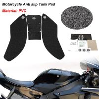 AMARK สำหรับ Yamaha YZF-R1 R1 2015 2016 2017 2018 2019รถมอเตอร์ไซค์แผ่นสติกเกอร์ติดถังกันลื่นที่ยึดเข่าแก๊สรูปลอกตกแต่งด้านข้าง