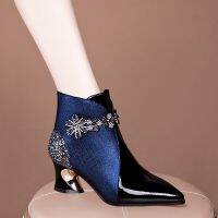 รองเท้าบูทหุ้มข้อสตรี Pionted Toe Luxury Elegant Booties สำหรับผู้หญิงส้นหนาหนังนุ่มรองเท้าส้นสูงแฟชั่นฤดูหนาวสุภาพสตรี Shoes