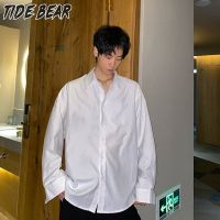 TIDE BEAR เสื้อแขนยาวชายเสื้อแขนยาวสีขาวบุชุดผ้ารองโต๊ะทานอาหารสำหรับผู้ชาย,เสื้อลำลองกันแดดแนววินเทจทันสมัยทรงหลวมเสื้อเชิ้ตผู้ชายใหม่