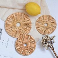 Round Natural Rattan Placemat Bowl Coasters Handmade Insulation Placemats Table Anti-Skidding Pad Cup Mats Kitchen Accessories