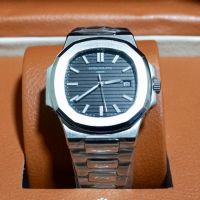 นาฬิกาPATEK 5711 หน้าปัดสีดำ เครื่องAUTOMATIC สแตนเลสทั้งเรือน *สินค้าตรงตามรูป เชื่อถือได้100%