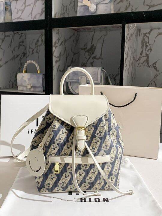 Hong Kong leather texture backpack design young female 2023 new tide