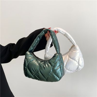 [COD] bag womens 2022 autumn and winter new Korean version retro simple embroidery thread underarm portable shoulder