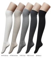 ถุงเท้ายาวเหนือเข่า สีพื้น ถุงเท้าผู้หญิง NOLINE OVERKNEE SOCKS L35122 - Love Green