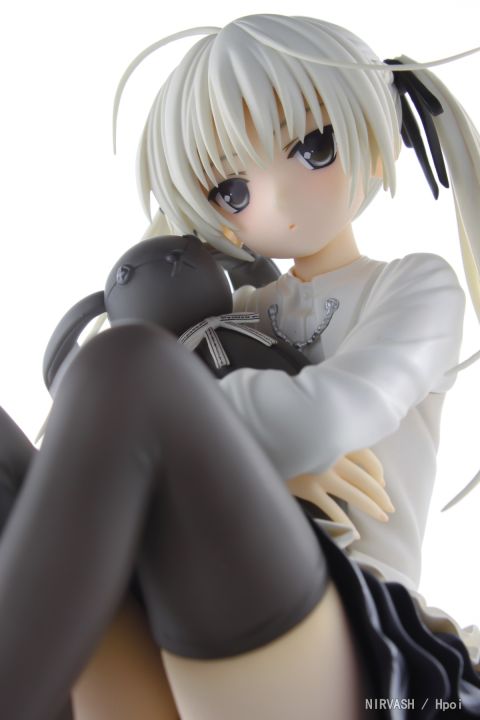 9cm-anime-cute-figure-kasugano-sora-where-we-are-least-alone-sitting-and-hugging-the-rabbit-model-dolls-toy-gift-collect-pvc
