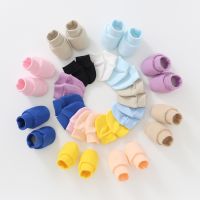 3Pcs Newborn Accessories Baby Hat With Gloves Warm Foot Cover Cotton Bonnet Baby Beanie New Born Gift Infant Hat Mitten Booties