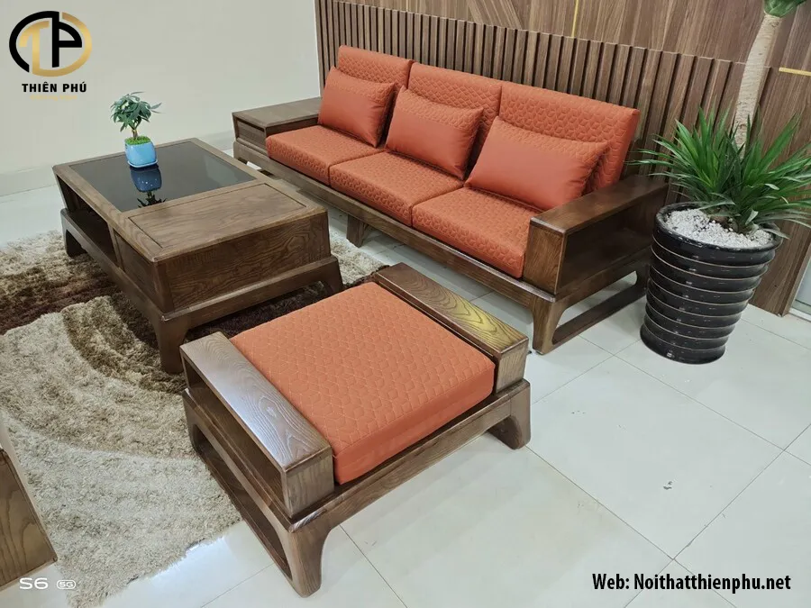 Năm 2024, mẫu sofa gỗ mini được cải tiến và giới thiệu mang đến cho bạn một không gian sống ấm áp, sang trọng bởi chất liệu gỗ cao cấp. Thiết kế tinh tế, nhỏ gọn giúp sofa thích hợp cho những không gian sử dụng các mục đích khác nhau. Hãy nhấp vào hình ảnh sản phẩm để chiêm ngưỡng vẻ đẹp của sofa gỗ mini.