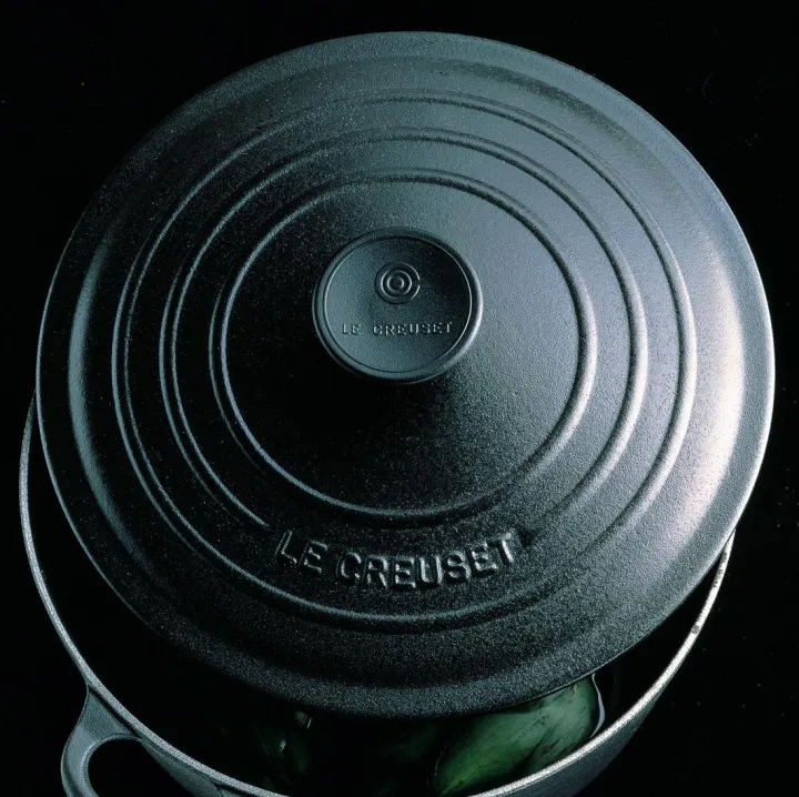 Le Creuset Cast Iron Round French Oven 18cm, Classic (Matt Black) - Online Exclusive