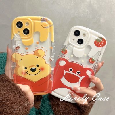 เคสป้องกันโทรศัพท์มือถือ แบบนิ่ม ลายหมีสีเหลือง และสตรอเบอร์รี่ สําหรับ IPhone14 13 12 11 Pro Max 8 7 6 6s Plus X Xr Xs Max SE 2020