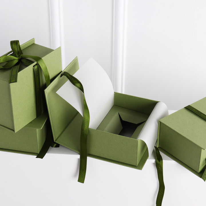 portable-box-ribbon-book-box-high-gloss-thread-belt-flip-jewelry-box-book-shaped-gift-box-jewelry-box-suit