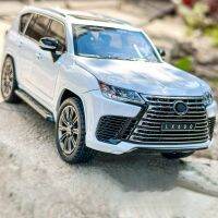 1:24 LX600รถ SUV รุ่นรถโลหะผสม Diecast โลหะ Off-Road รุ่นการจำลองสูงของขวัญของเล่นเด็กเก็บรวบรวมเสียงและแสง