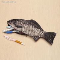 ∋✆ Carp Pen Bag Realistic Fish Shape Make-up Pouch Pen Pencil Case With Zipper Makeup Pouch Casual Gift Toiletry Wash Funny Handbag