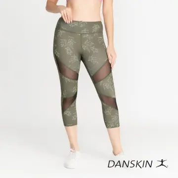 Danskin Training Mid Waist Capri w/ Reflective Logo for Gym Sports Wear  Athleisure Women Activewear