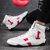 New Oversized Couple Boxing boots for Wrestling Shoes Professional Couple Anti slip Light Sanda Training Shoes Fighting Shoe