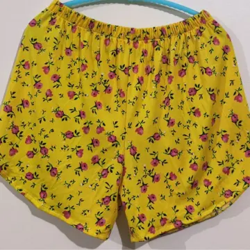 Chubby girls in on sale shorts