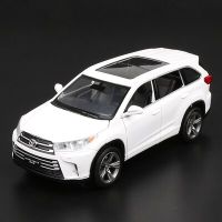 1:32โมเดลรถ Toyota Highlander SUV อัลลอยด์โมเดลรถของเล่นและโมเดลรถของเล่นโลหะของสะสมจำลองสูงของขวัญที่เป็นของเล่นเด็ก