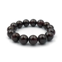 GARNET โกเมน จากพม่า ขนาด 12 มม. สร้อยข้อมือหินแท้ by siamonlineshop