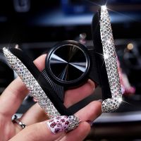 Car Phone Holder Women Diamond Crystal Car Air Vent Mount Clip Mobile Phone Holder Stand in Car Bracket Interior Accessories