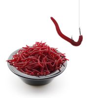 50 or100Pcs Lifelike Silicone Red Worm Soft Lures Earthworm Artificial Rubber Baits Shrimp Flavor Additive Bass Carp Tackle