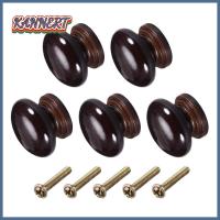 Knob Laci ไม้ KANNERT พร้อมสกรูรูปเห็ดมือจับเฟอร์นิเจอร์ตู้สีน้ำตาลเข้มแบบดึงสำหรับตู้แต่งตัวตู้เสื้อผ้าแบบมีลิ้นชัก