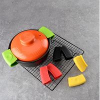 2pcs/set Pot Pan Silicone Saucepan Handle Cover Anti Hot Tools Plate Clip Anti-scald Thicken Kitchen Accessories Pot Earmuffs Pots Pans