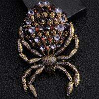 Exquisite and Luxurious Amethyst Zircon Spider Brooch for Womens Personality Exaggerated Niche Corsage Pin Jewelry Gift