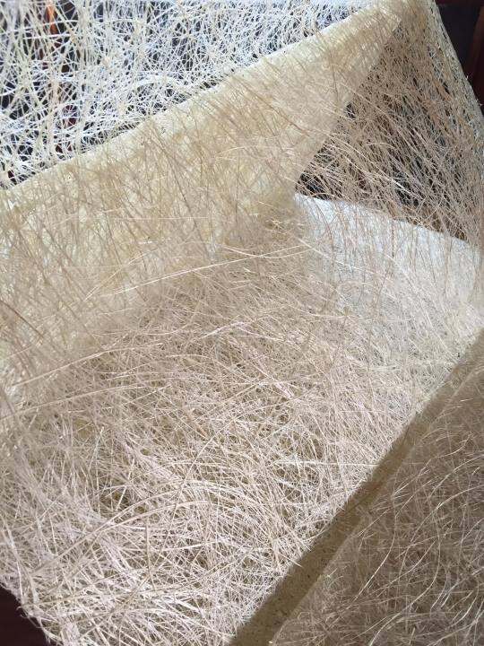 Natural Abaca Fiber Mat Abaca Scrunch 19 Inches x 5 Yards Flower