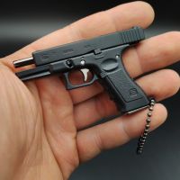 54632aj 1PCS Mini Metal Desert Eagle Glock G17 Keychain Free Assembly Anti stress Fidget Toys