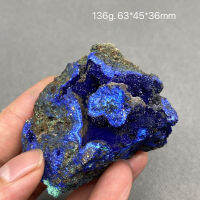 ตัวอย่างคริสตัล Azurite แร่ธรรมชาติจากมณฑลอานฮุยประเทศจีน