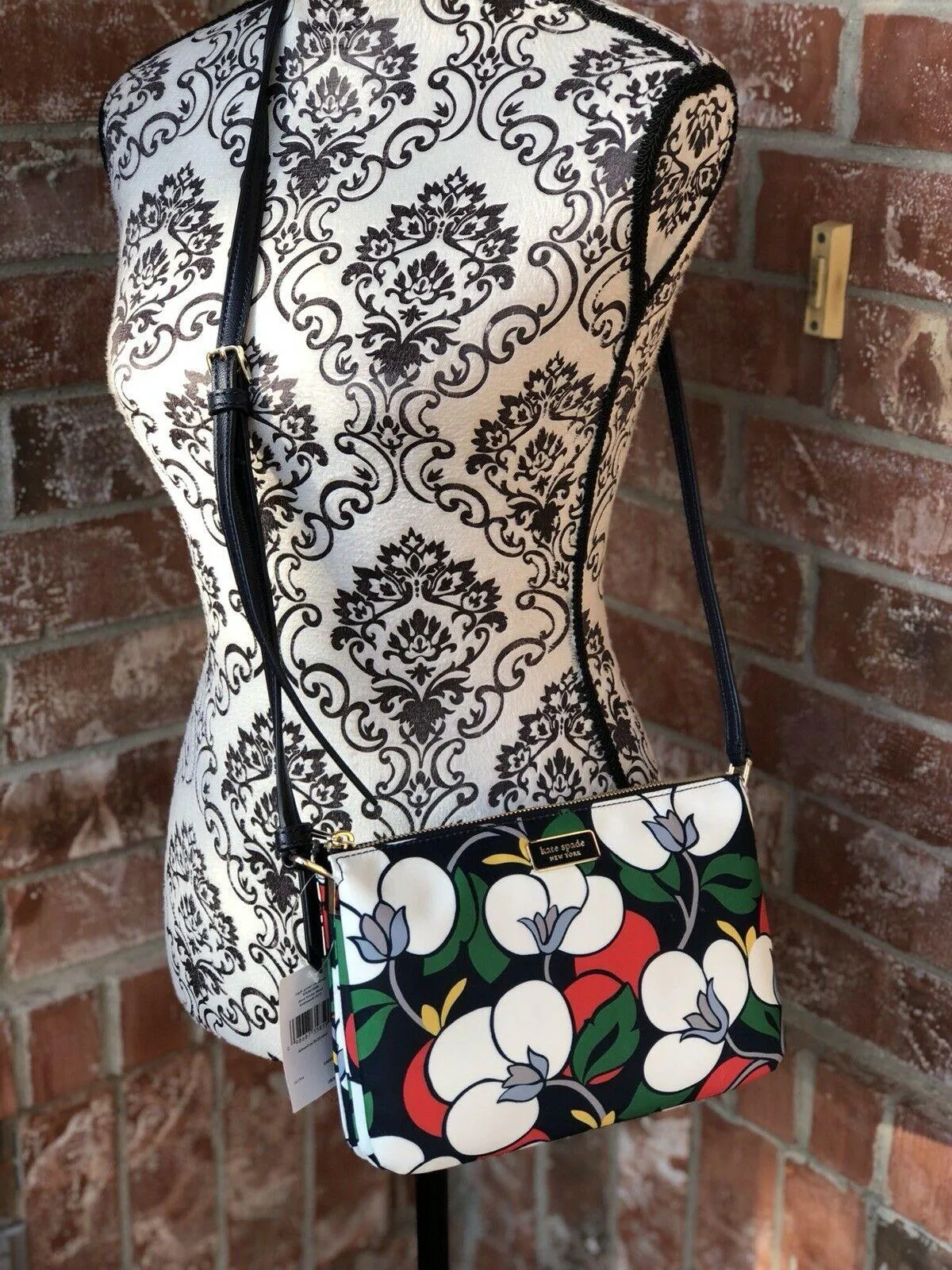 NWT Kate Spade floral triple gusset crossbody 