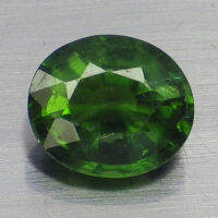 พลอย ซาโวไรท์ โกเมน เขียว ดิบ ธรรมชาติ แท้ ( Natural Tsavorite Garnet ) หนัก 0.55 กะรัต