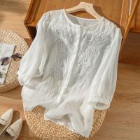 [COD] Three-quarter sleeve and linen embroidery loose 2022 new summer thin section top feminine temperament beautiful