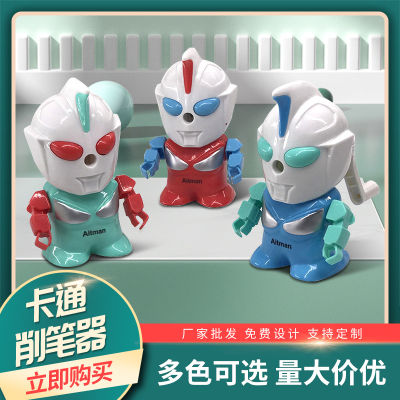 Ultraman เด็กการ์ตูนหมุนปากกา ปากกาลูกลื่น เด็กประถมมือโยกดินสออุปกรณ์เครื่องเขียนเครื่องเหลาดินสอ