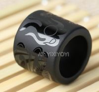 Wonderful 33mm outer diameter Natural Black Obsidian Carved Dragon Large Thumb Lucky Ring Fashion Mans Rings Jewelry 30mm wide