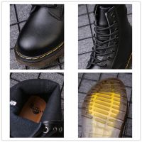 DR.MARTENS ดร. นิวอิงแลนด์ รองเท้าบูทมาร์ติน หนังวัวแท้ ข้อสูง สไตล์คลาสสิก สําหรับผู้ชาย และผู้หญิง ใช้งานกลางแจ้งTH