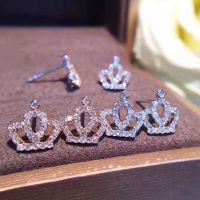 [COD] Cao Shi 2021 and style new earrings cute mini zircon crown simple versatile student earrings